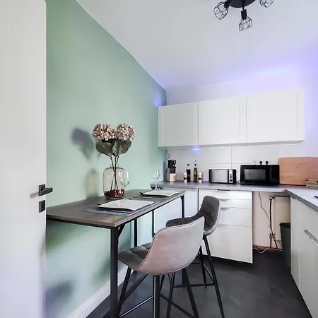 Apartamento Maracoon - Design-apartments Mit Küche, Garten, Self-checkin *